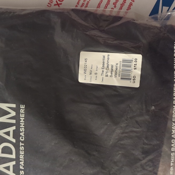 NWT - NAADAM 100% cashmere the essentials men's sweater - Color Navy - Picture 9 of 9